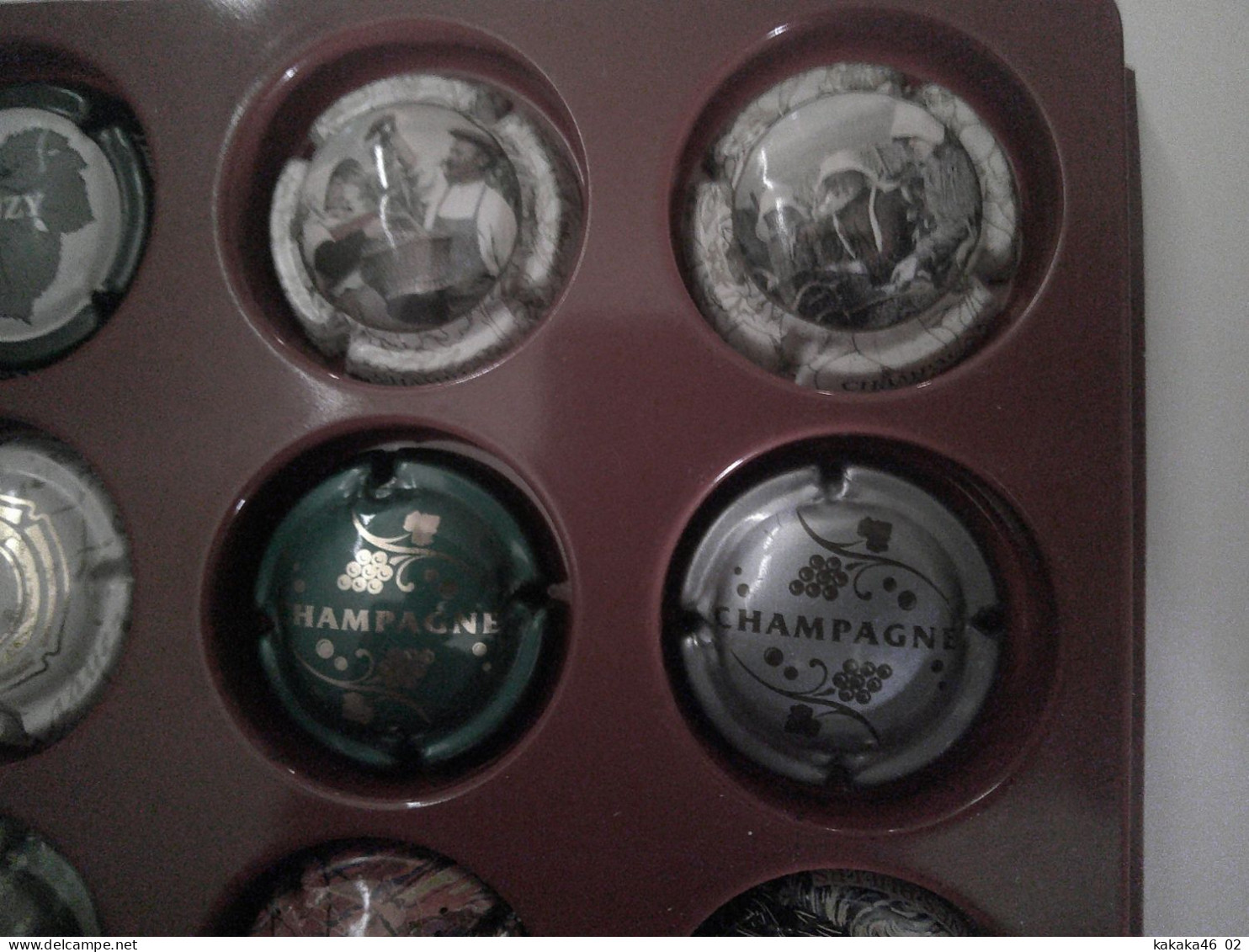 Lot De 20 Plaques De Muselets De Champagne, Crémant, Mousseux Et Autres. Lot C1. - Altri & Non Classificati