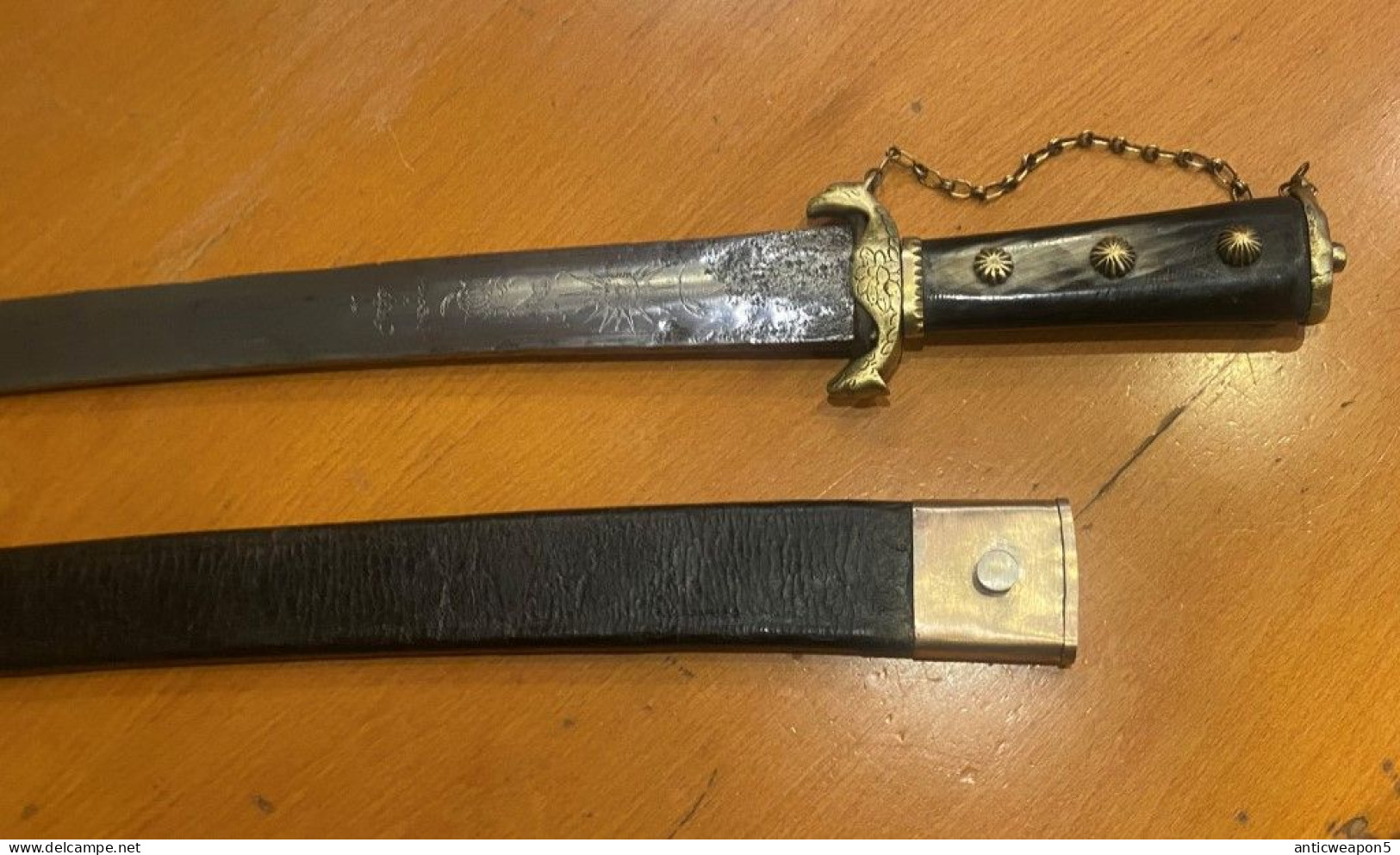 Epée de Hirsch Avec Chaîne Élégante, Poignée En Laiton Noire-Blanche-Jaune Europe M1789 (T538)