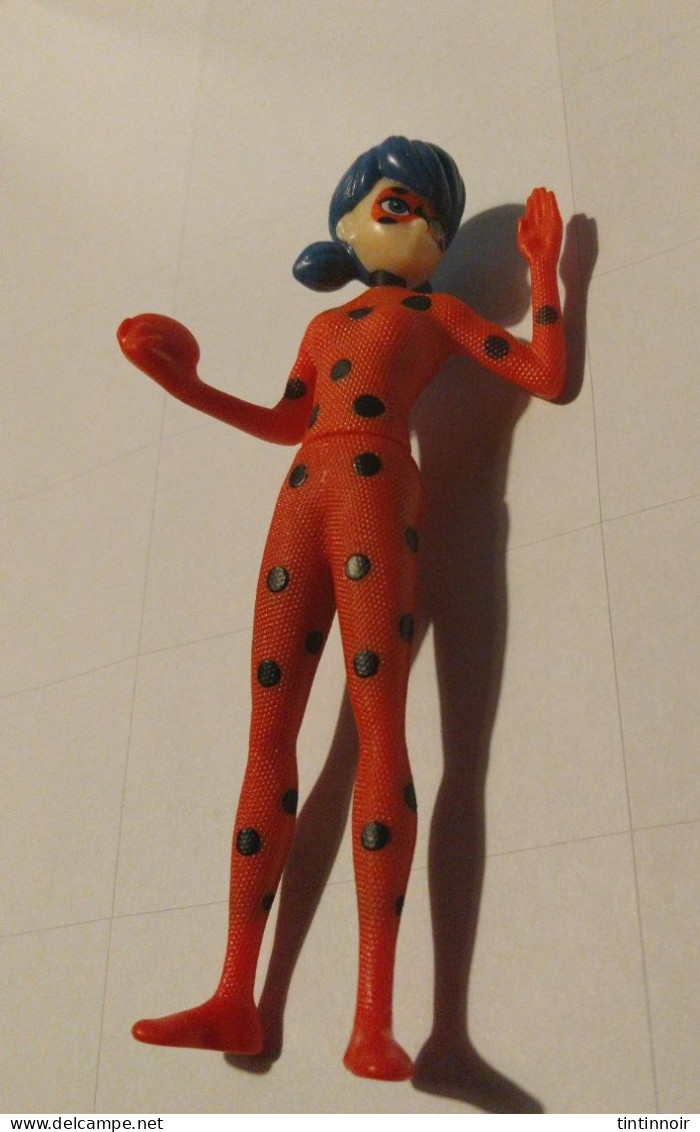Miniature Figurine Plastique Miraculous Lady Bug 11 Cm - Other & Unclassified