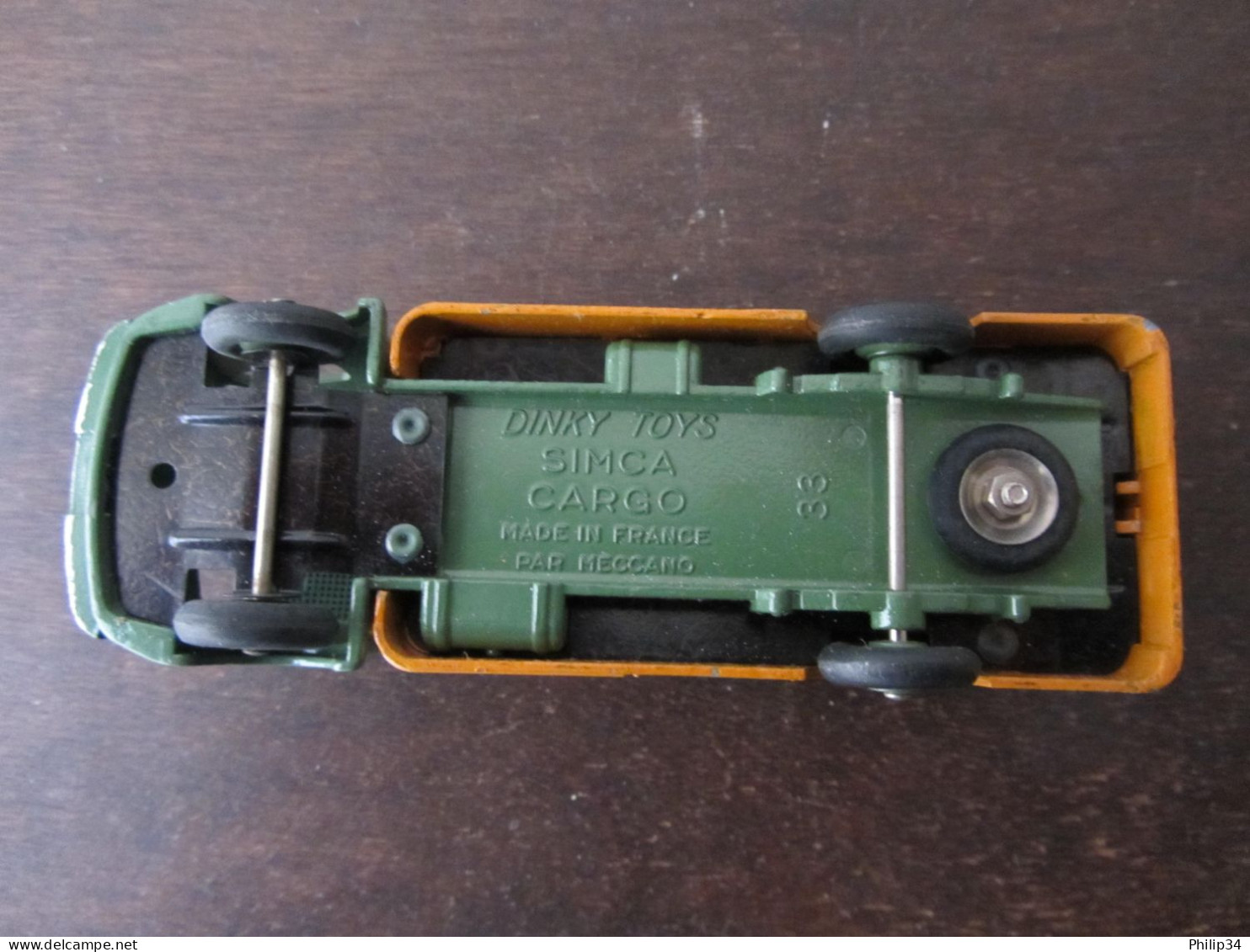 Dinky Toys 33 Camion Simca cargo de 1958