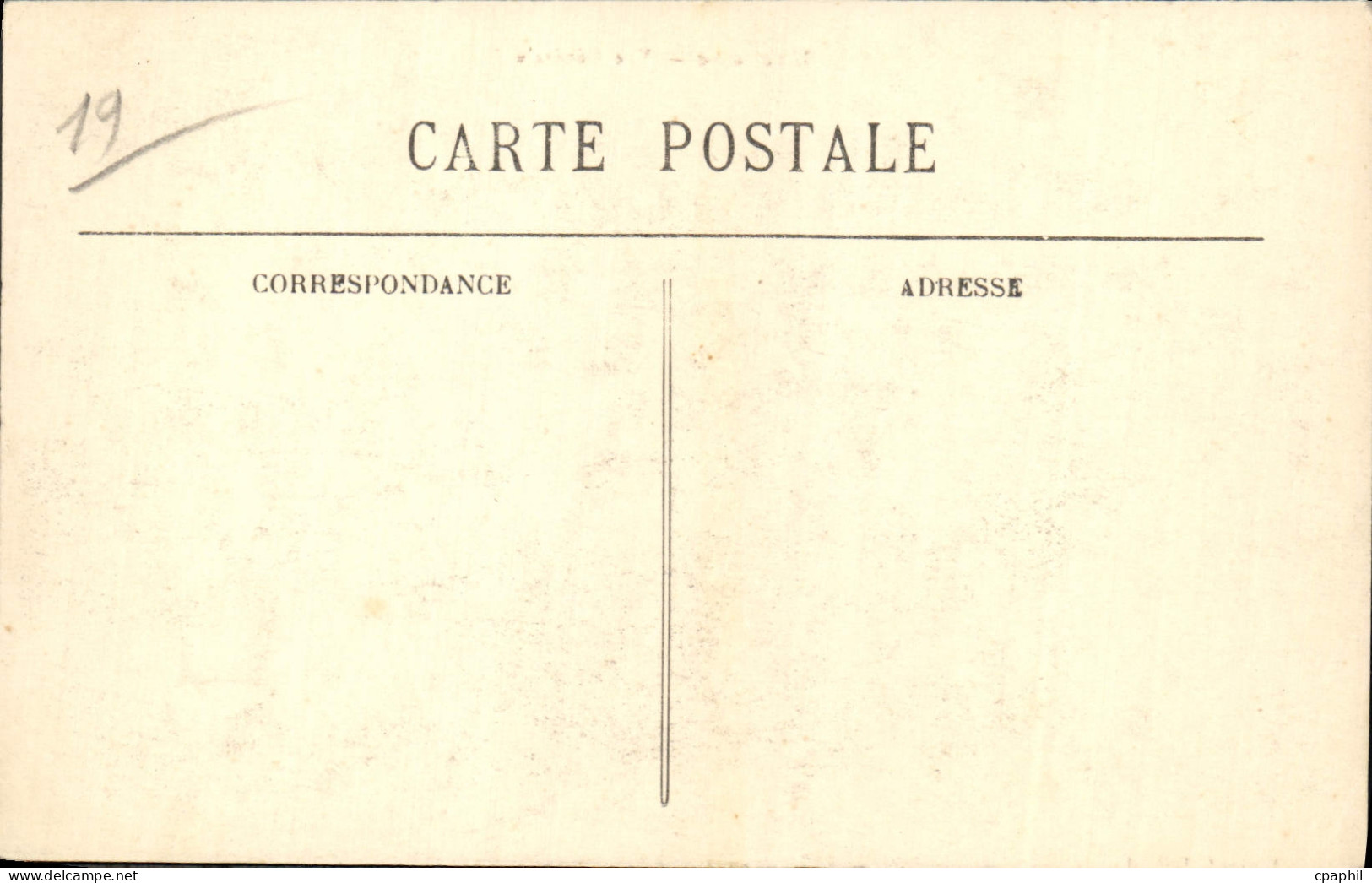 CPA Uzerche Vue Generale - Uzerche