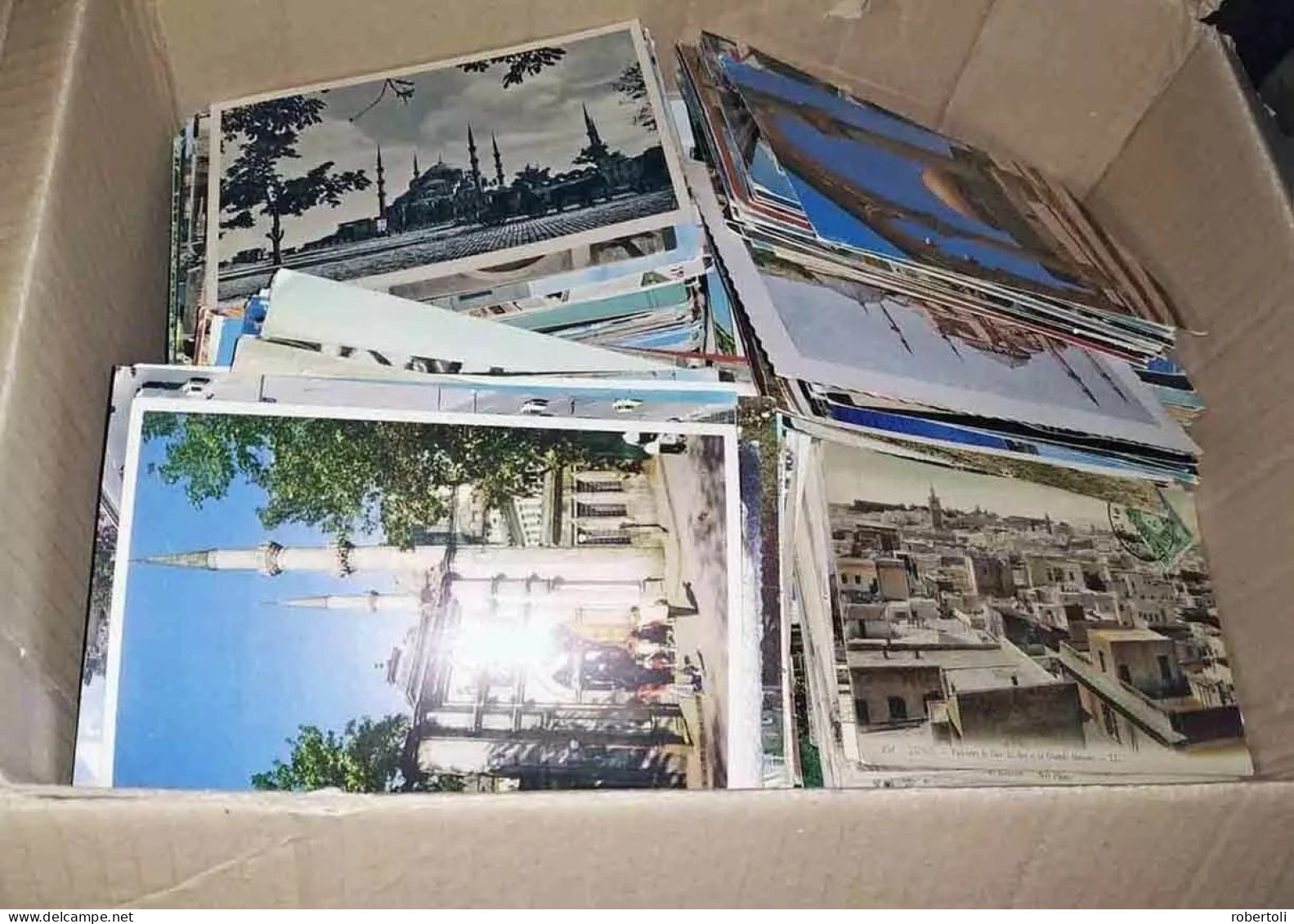 MOSQUES - Almost 1.000 Postcards, many scarce cards, about 800 postally used
