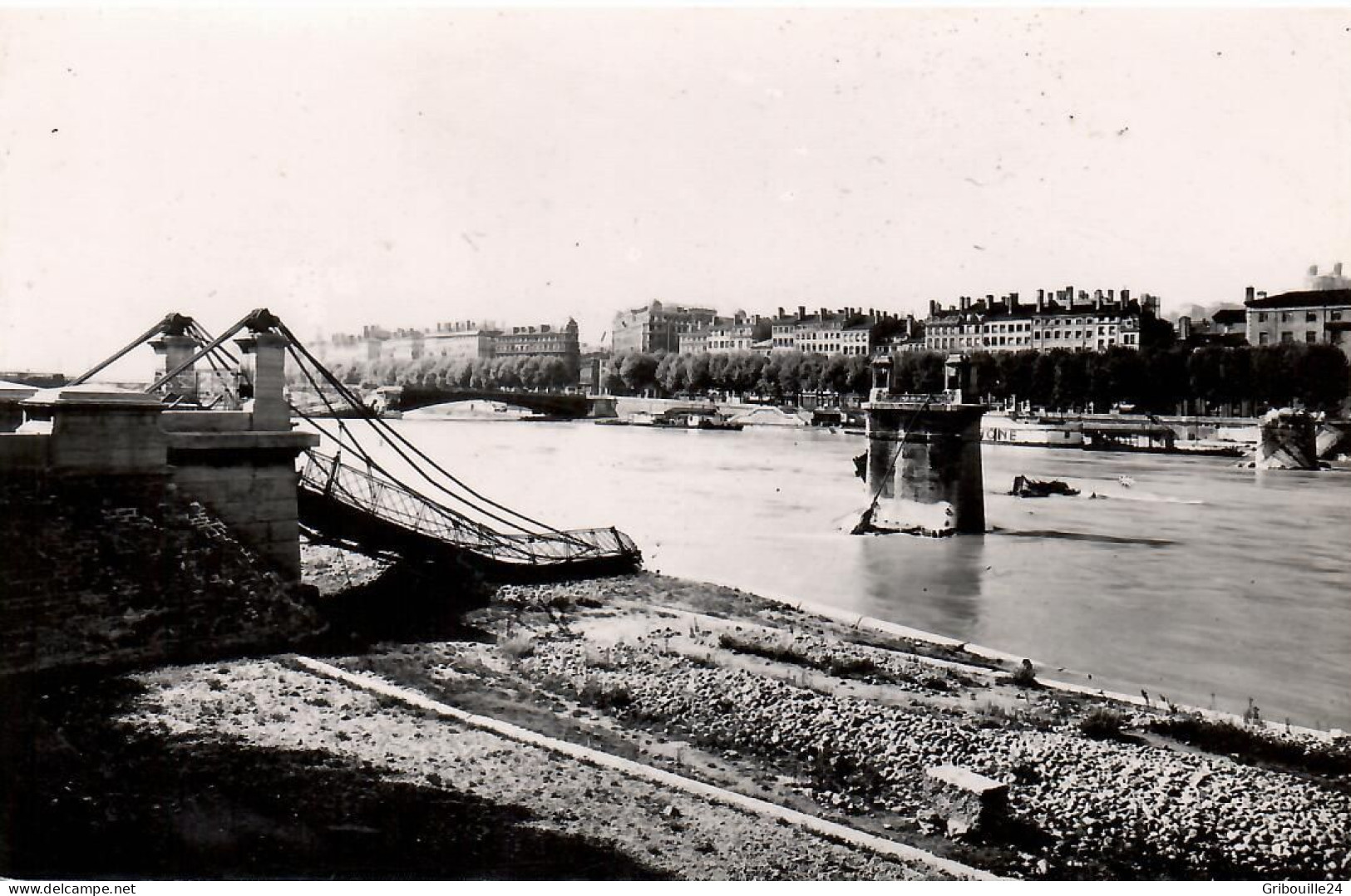 5 CARTES PHOTOS LYON - Hausboote