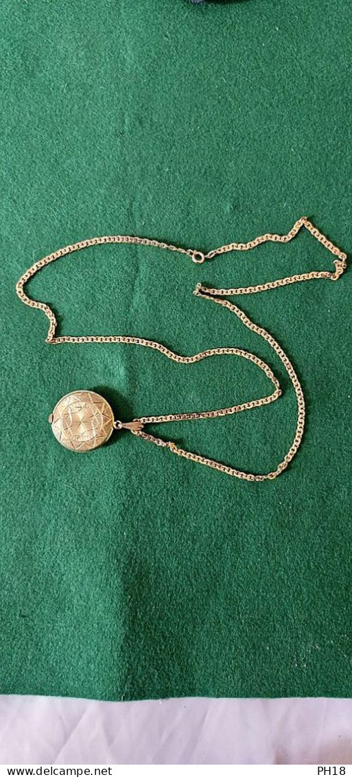 Montre Pendentif Pour Femme « Lancel » En Plaqué Or (Made In Suisse) Mécanisme Mécanique, Pour Pièces Ne Fonctionne Plus - Designeruhren
