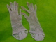 2 Paire De Gants -ancien-au Crochet -noir-et Blanc    -                      - - Other & Unclassified