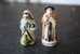 2 FEVES -FIGURINES - PETITS OBJETS DE VITRINE OU DECORATION POUR LA CRECHE -COUPLE - Santons