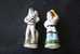 2 FEVES -FIGURINES - PETITS OBJETS DE VITRINE OU DECORATION POUR LA CRECHE -COUPLE - Santini