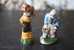 2 FEVES -FIGURINES - PETITS OBJETS DE VITRINE OU DECORATION POUR LA CRECHE -COUPLE - Santini