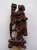 STATUETTE - CHINE - BOIS - SERVANT - PORTEUR D´OFFRANDE - COULEUR ROUGE - HAUTEUR 8 CM - Arte Asiatica