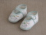Chaussons à Bride Coton Blanc - Vert 3 Lapins à La Plage Mimi Toto. V.  Photos. - Chaussures