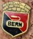 BROCHE CURLING CLUB VILLE DE BERNE SUISSE - STADT BERN SCHWEIZ - Sports D'hiver