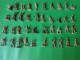 Lot De 61 Petites Figurines-plastique-a Peindre-soldat Militaire Etc.. - Starlux