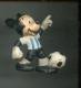 No PAYPAL !! : Mickey Jouant Au FOOT ( Ballon Sport Football ) ,Plastique 5,6 Cm © Walt DISNEY ( Bully 7 Sous 1 Pied ) - Figurines En Plastique