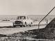 VENDEE  /  ÎLE  DE  NOIRMOUTIER  /  LE  GOIS  :  REFUGE  À  MAREE  BASSE  ( Automobile  RENAULT  Dauphine ) - Ile De Noirmoutier