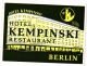 Delcampe - 19  Hotel Labels - GERMAN - BERLIN Atlanta Zellermayer Johannishof Am Zoo Stephanie Kempinski Etiquettes Luggage Bagagz - Hotel Labels