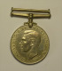 Delcampe - Grande-Bretagne Great Britain Lot Of 4 Medals + Miniatures : ATLANTIC STAR / AFRICA STAR / 1939 - 1945 STAR /  WAR MEDAL - Gran Bretagna