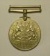 Delcampe - Grande-Bretagne Great Britain Lot Of 4 Medals + Miniatures : ATLANTIC STAR / AFRICA STAR / 1939 - 1945 STAR /  WAR MEDAL - United Kingdom
