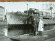 Delcampe - Na De Tewaterlating V/d JAN VAN BRAKEL ( Schip / Bateau / Ship Lengte +/- 60 Mtr.) Foto Afm. 6 X 9 Cm./ Zie Foto´s ! - Autres & Non Classés