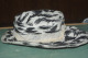 CHAPEAU ANCIEN COIFFE De MARIAGE HAUTE COUTURE GRAFFITTI VELOURS - Cuffie, Cappelli, Berretti