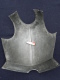 BEL ANCIEN PLASTRON CUIRASSE Ou ARMURE - Uniformes