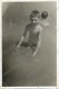 REAL PHOTO, SWIMMER Boy On The Beach , Garçon  Sur La Plage  Old  Photo ORIGINAL - Gruppen Von Kindern Und Familien