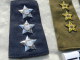 Delcampe - LOT EPAULETTES + INSIGNES IRAK - GUERRE DU GOLFE 1991 - Uniforms