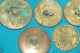 Delcampe - BOUTONS  Anciens METAL X 7  ROI MONNAIE JOUEUR De VIOLE - Boutons