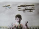 AK / Fotokarte 1911 Alte Flugzeuge / Junge Mit Blumen - ....-1914: Precursori