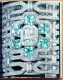 RARE Et SUPERBE Catalogue  JOAILLERIE CHANEL 2010 (couverture En Relief, Tranche Argentée) - Andere & Zonder Classificatie