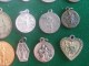 Delcampe - Lot Medailles Lourdes, Sint Christoffel, Enz., +70 Stuks (medailles0178) - Sonstige & Ohne Zuordnung