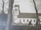 AK / Fotokarte 1917 Soldatenfreidhof Vor Einer Kirche. Feldpost 1. Weltkrieg. Ort ???? - Cementerios De Los Caídos De Guerra