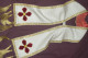 COL CHASUBLE DE PRETRE EGLISE Brodé OR Et VELOURS - Religion & Esotérisme