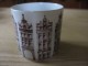 Petite Tasse Sans Anse " Maisons De La Grand´Place De Bruxelles Signé DL Décor Marron Sur Porcelaine - Tassen