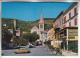 CASTELLANE 05 - La Place L'Eglise La Tour ( Bon Plan R16 Renault ) - CPSM CPM GF - - Other & Unclassified