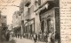 SUEZ -,LA RUE DU BAZAR - BELLE CARTE - PRECURSEUR - TRES TRES ANIMEE - 2 SCANNS -  TOP !!! - Suez