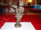 BELLE STATUE INDIENNE A IDENTIFIER / LAITON OU BRONZE ?. DANSEUSE DIVINITE ?. ANCIENNE ? ENVIRON 25 CM. POIDS 986 GR.. - Art Asiatique