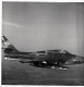 Delcampe - SUPERBE LOT 30 PHOTOS - AVIATION MILITAIRE  1970... -  1974 Par 42 ESC RECCE BAF - Dimensions 21,5 / 21,5 CM - 1946-....: Modern Tijdperk