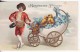 Carte Postale Fantaisie GAUFFREE " Heureuses Pâques " - Enfant-Garçon-Chariot Avec Poussin Et OISEAU-Fleur Et Ruban - Pâques