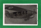 AVION  Trois Personnes Dans L'avion  Sur La Photo CPA  Année 1930   UN SOUVENIR DE CHANTILLY - Photographie