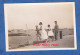Photo Ancienne Snapshot - LORIENT - Une Famille Au Port - 1932 - Bateau De Pêche - Girl Enfant Mode Robe Dress - Boats
