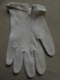 Delcampe - Ancien - Paire De Gants Blanc Pour Fillette Années 50/60 - 1940-1970