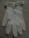 Delcampe - Ancien - Paire De Gants Blanc Pour Fillette Années 50/60 - 1940-1970