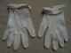 Delcampe - Ancien - Paire De Gants Blanc Pour Fillette Années 50/60 - 1940-1970