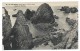 CPA - LE POULIGUEN, SUR LA COTE, ETUDE DE ROCHES - Loire Atlantique 44 - Le Pouliguen