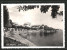 Cartolina Suna, Strandpartie Am Lago Maggiore Mit Blick Auf Die Stadt - Andere & Zonder Classificatie