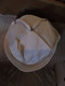 Delcampe - Ancien - Chapeau, Casquette De Femme Made In France - Headdresses, Hats, Caps