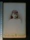 Photo De Cabinet Cdv - Jeune Fille Catholique, Lothrop &amp; Cunningham Providence Rhodes Island U.S.A. - Anciennes (Av. 1900)