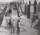 LANGRUNE EN 1928 - N° 1 - LA PLAGE ET LA DIGUE AVEC PERSONNAGES - CPA  VOYAGEE - Autres & Non Classés