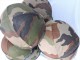 Delcampe - ANCIEN CASQUE F.1 ARMEE FRANCAISE 1987 + COUVRE CASQUE CAMOUFLE - ETAT NEUF De STOCK - Headpieces, Headdresses