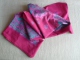 Foulard Souleiado En Coton Soyeux  Motif Fleuri, Rose Parme Bleu Ciel. Voir Les Photos. - Foulards